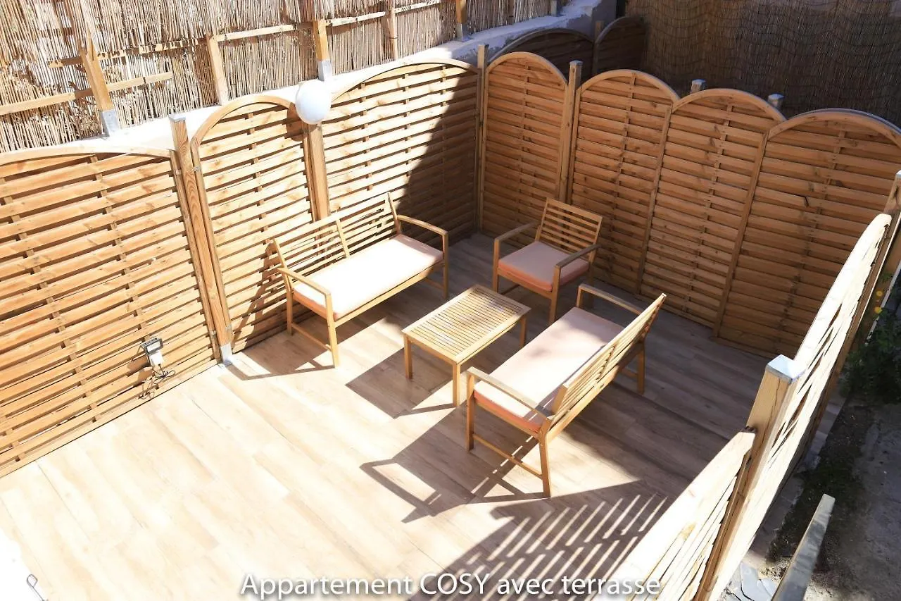 Appartement Cosy Avec Terrasse Marseille 0*,  France